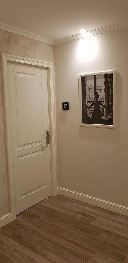 Bed Milano Linate Hotel Exterior foto